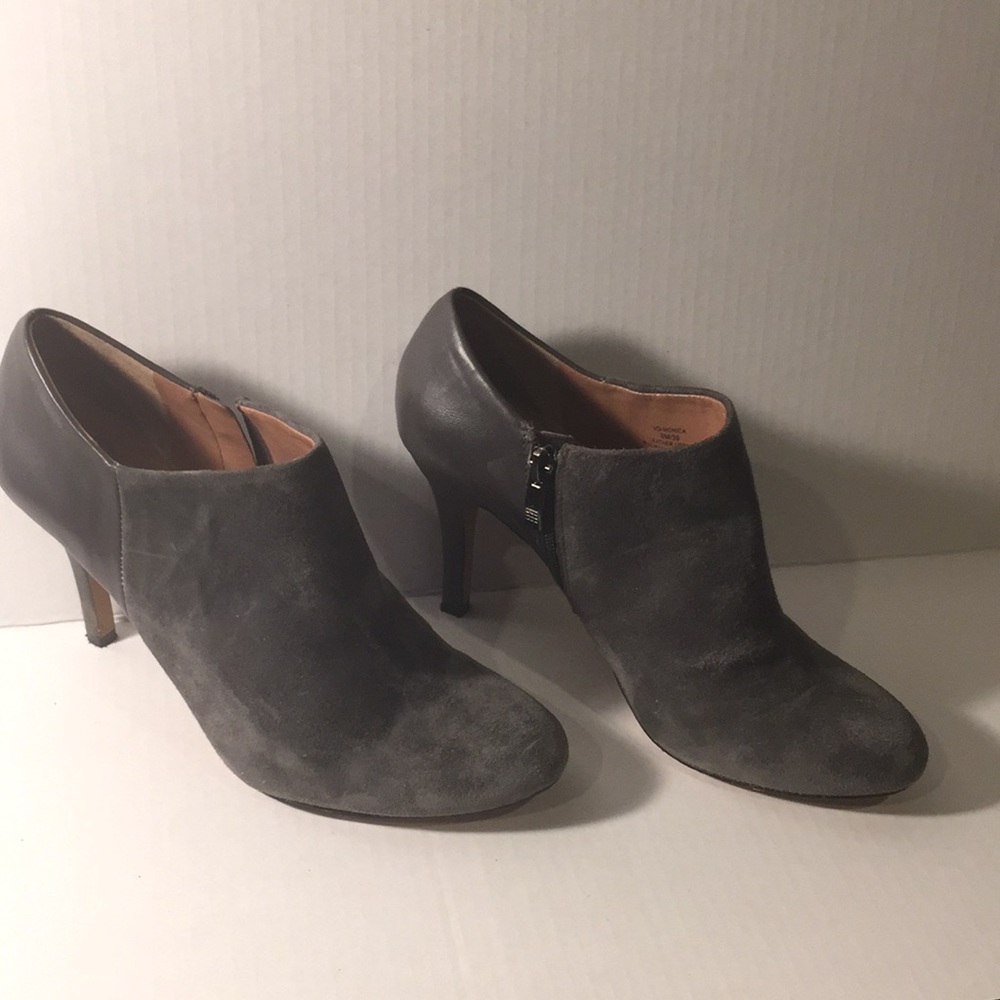 Vince Camuto Gray Leather and suede ankle boots.